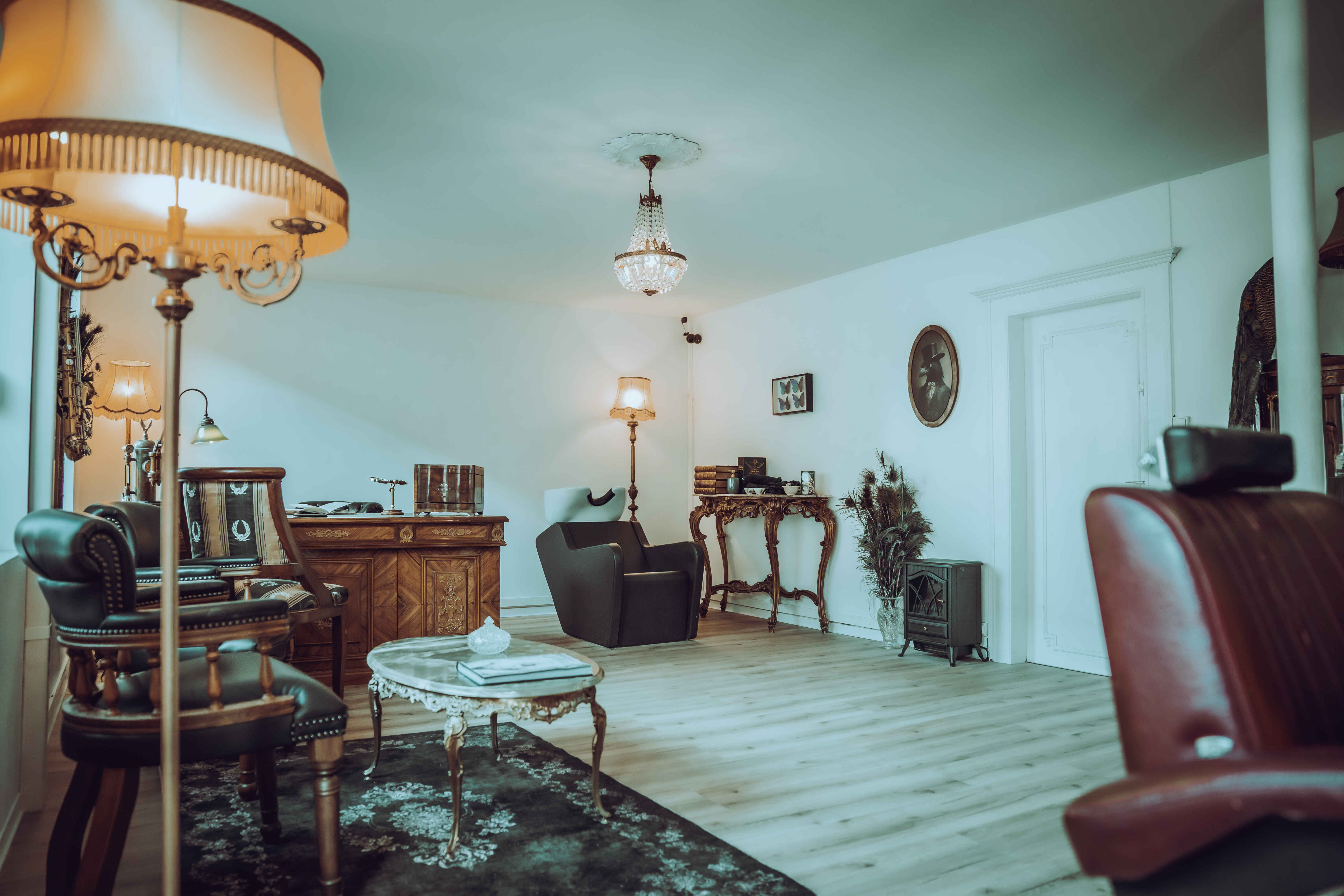 Vue ensemble du salon de barbier Bazaar a Colmar